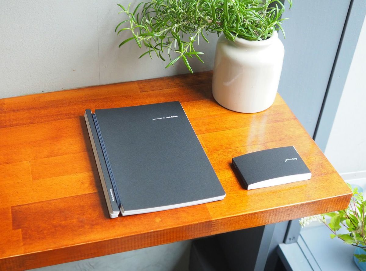 Log bookとyour Logのセット（読書記録カードとアルバム）