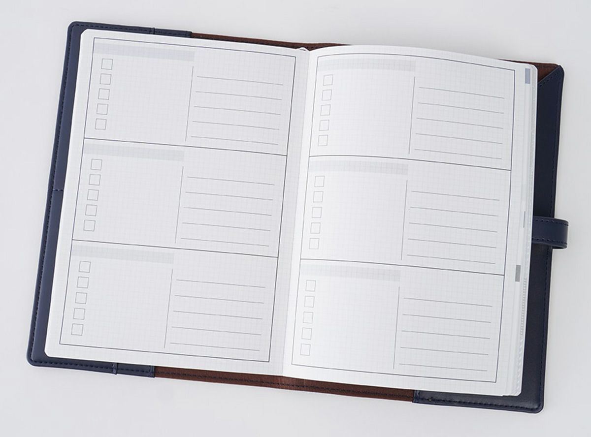  is amulet. 差がつくおしごと手帳2026 ［1月はじまり］