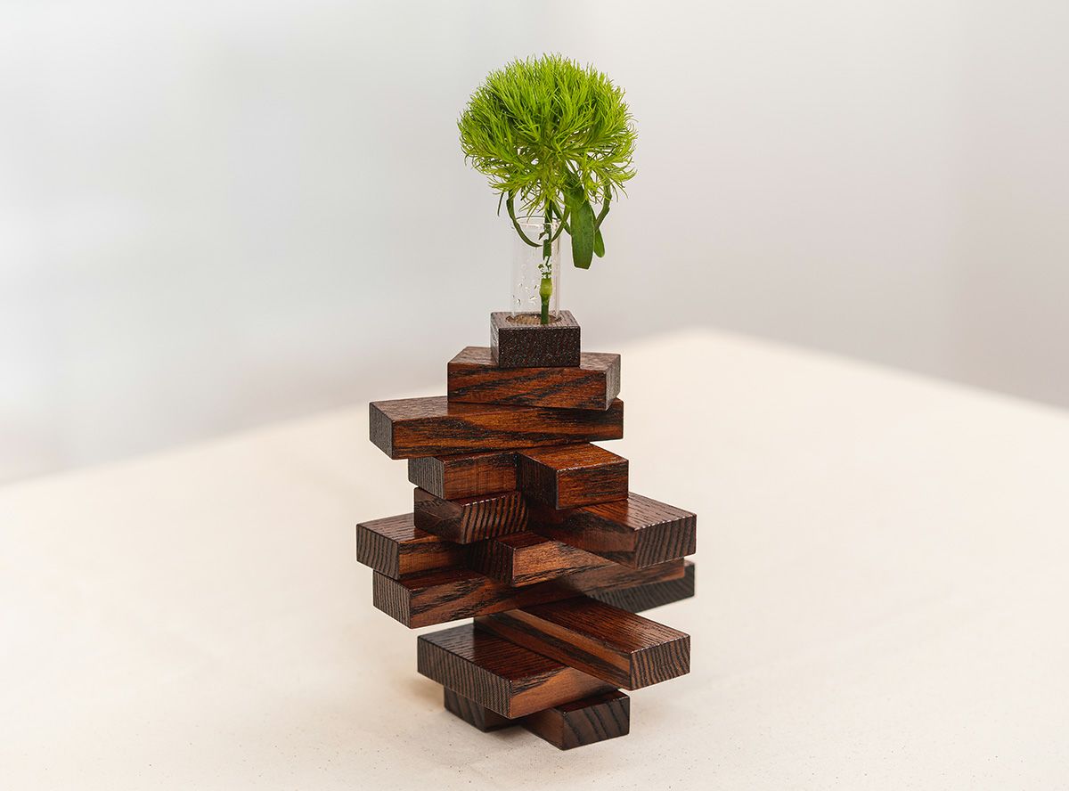 箱入り組み立て花器　yadori花―漆―