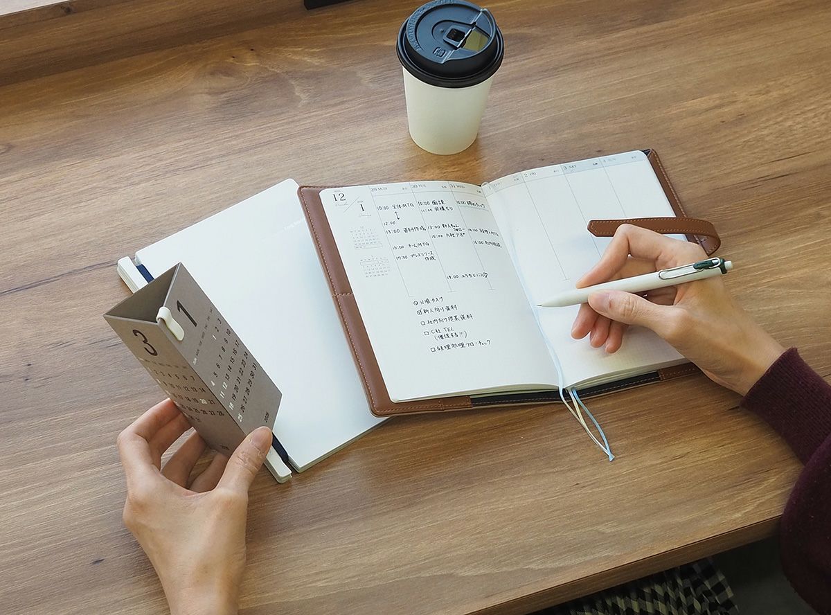 〈福袋〉営業OL/インスタグラマー aya 「差がつくおしごと手帳セット」