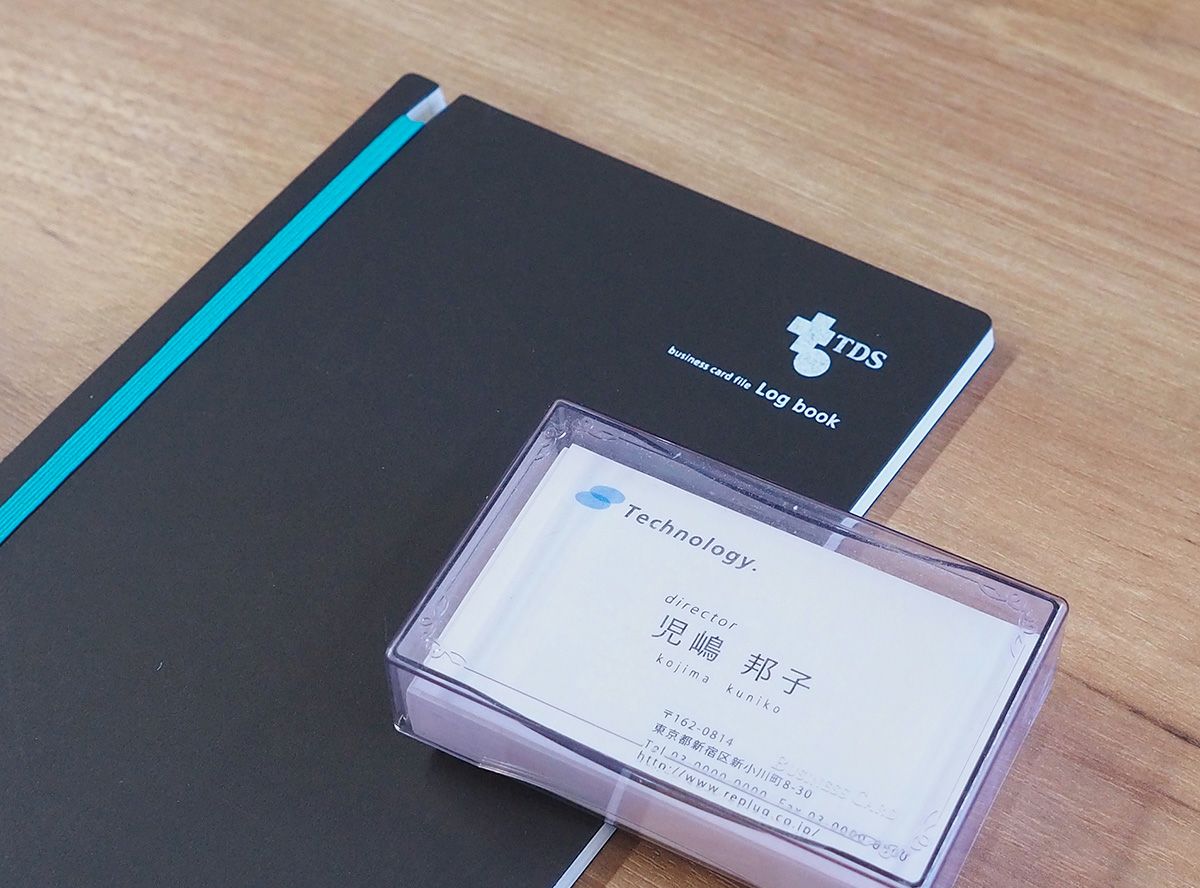 【ロゴ】名入れ 名刺ファイル Log book（10〜20冊）