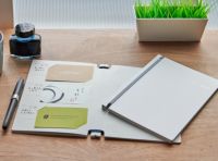 【ロゴ＋個人名やイニシャル】名入れ 名刺ファイル Log book（10〜20冊）